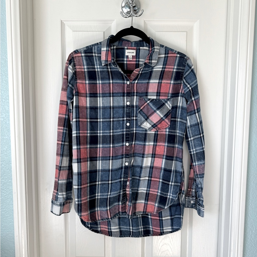 Sneak Peek Plaid Women’s Shirt Size Small